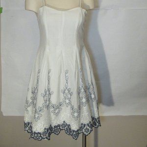 Dance Marvel White Blue embroidered linen Women Dress sleeveless  Medium